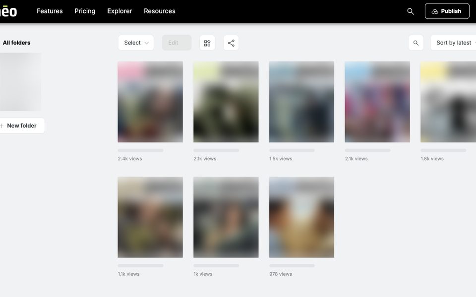 Calaméo library with issue covers, blurred